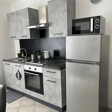 Felice Apartment *